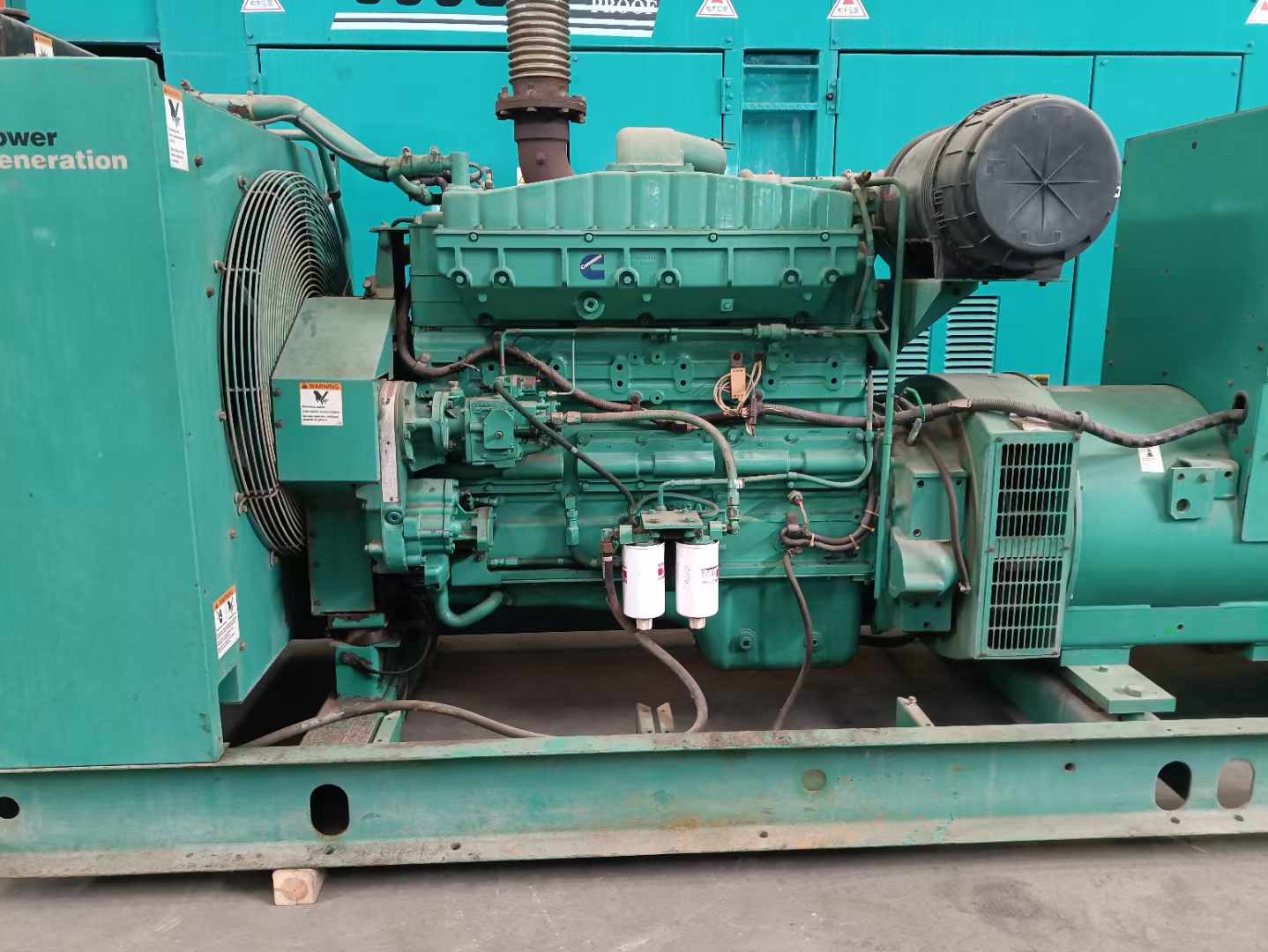余干过载会对 600kW 柴油发电机组造成哪些损害?