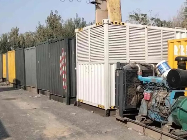 余干200KW柴油发电机机组每小时油耗是多少?