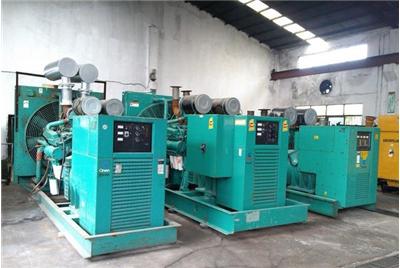 余干如何将干接点与其他设备连接?